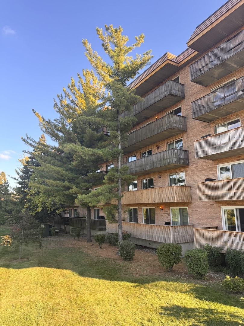 502 Redondo Drive #502, Downers Grove, IL 60516