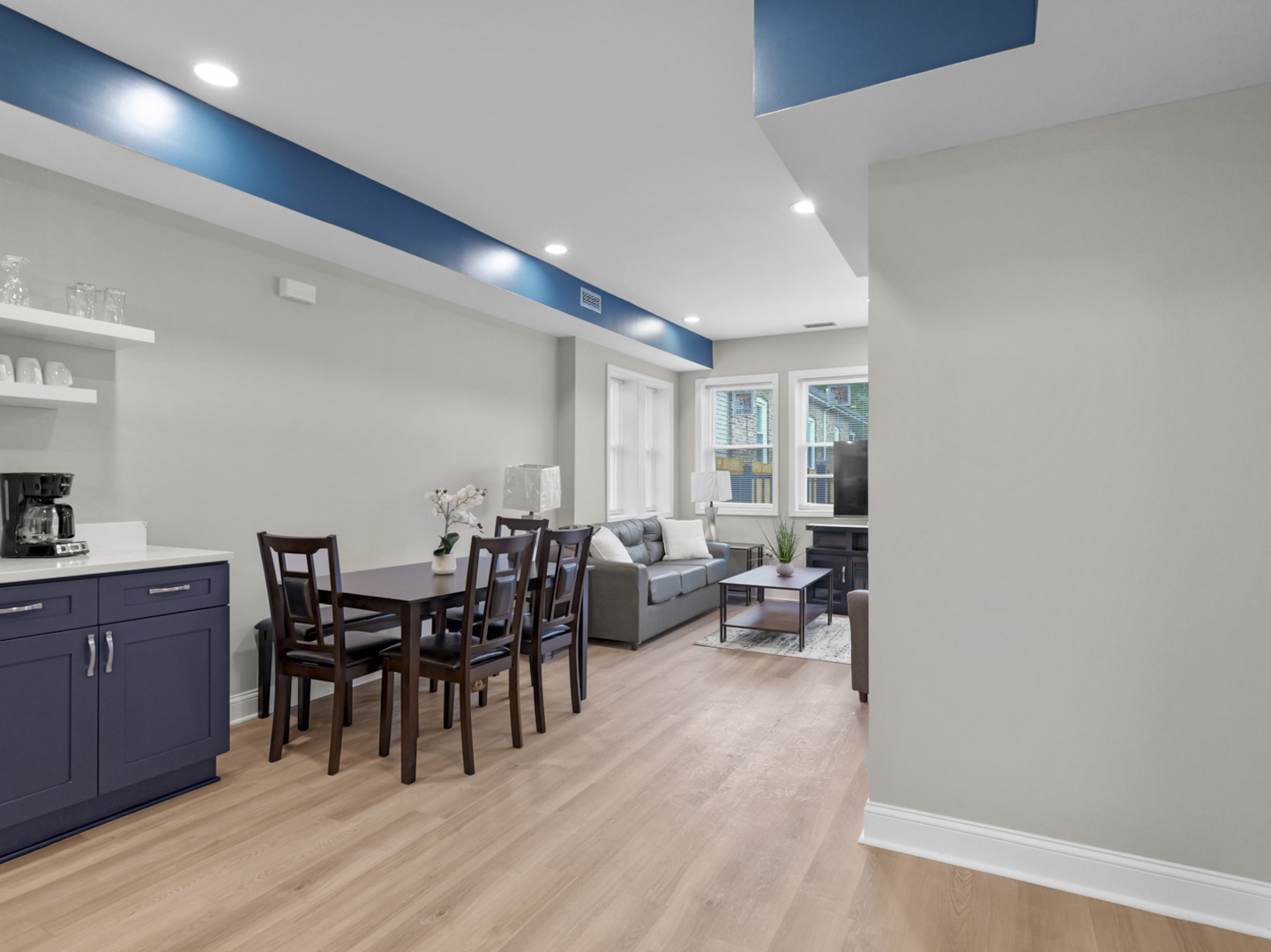 7817 S Eberhart Avenue, Chicago, IL 60619