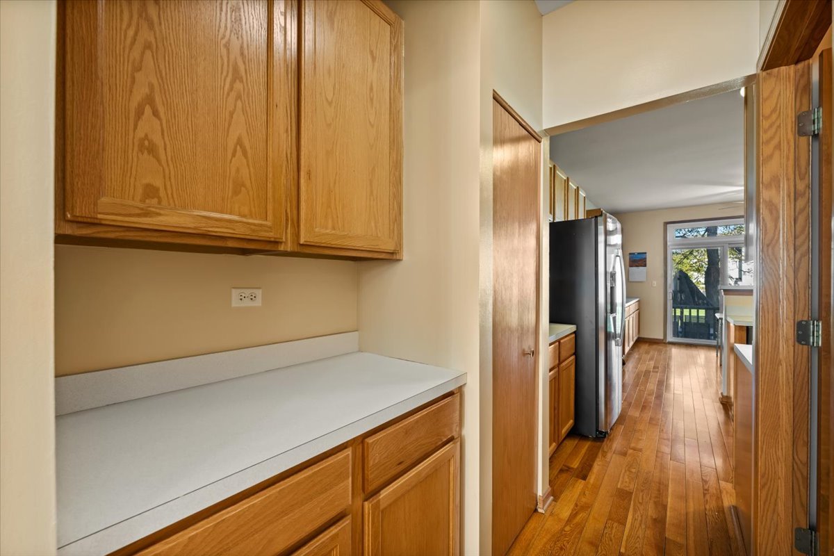 2385 Barnhart Street, West Chicago, IL 60185