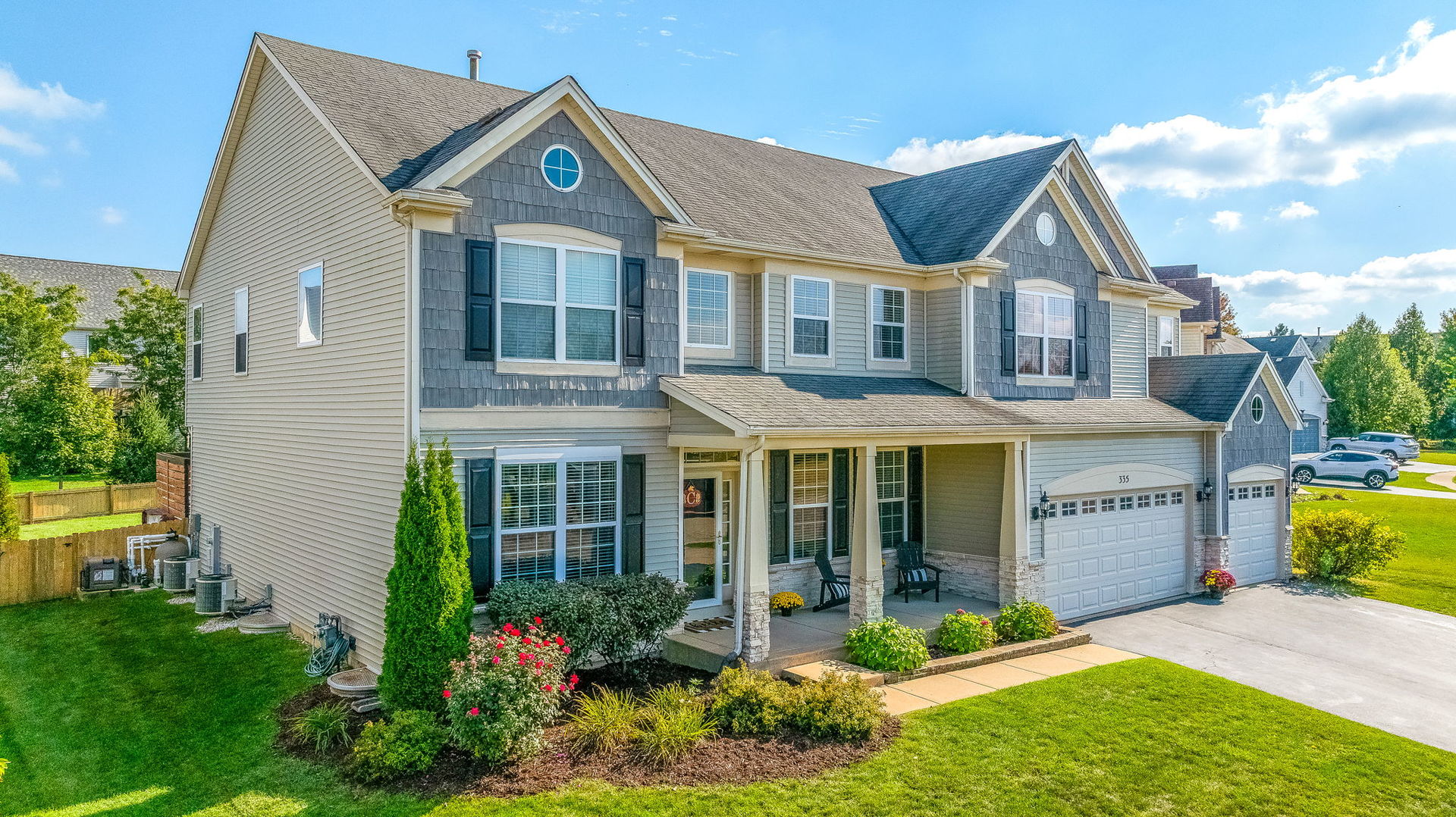 335 Forest Trail, South Elgin, IL 60177