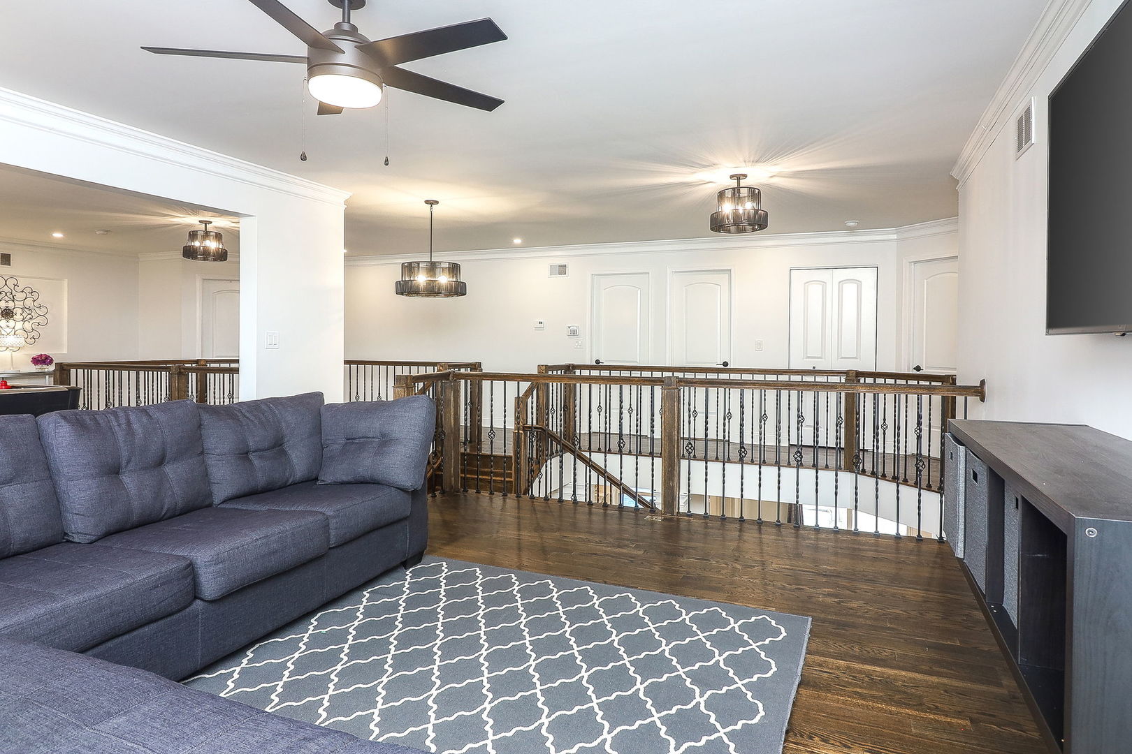 335 Forest Trail, South Elgin, IL 60177