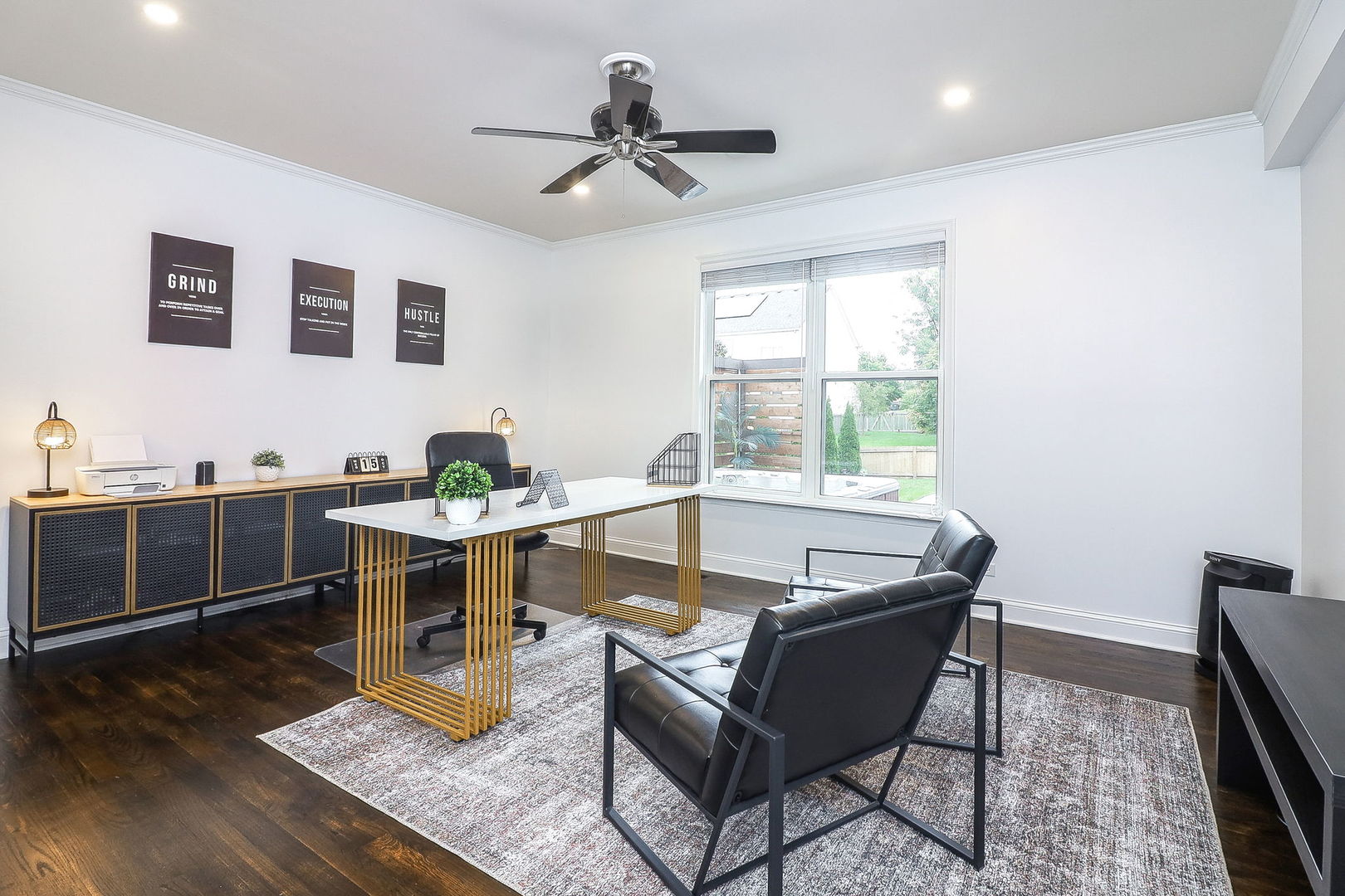 335 Forest Trail, South Elgin, IL 60177