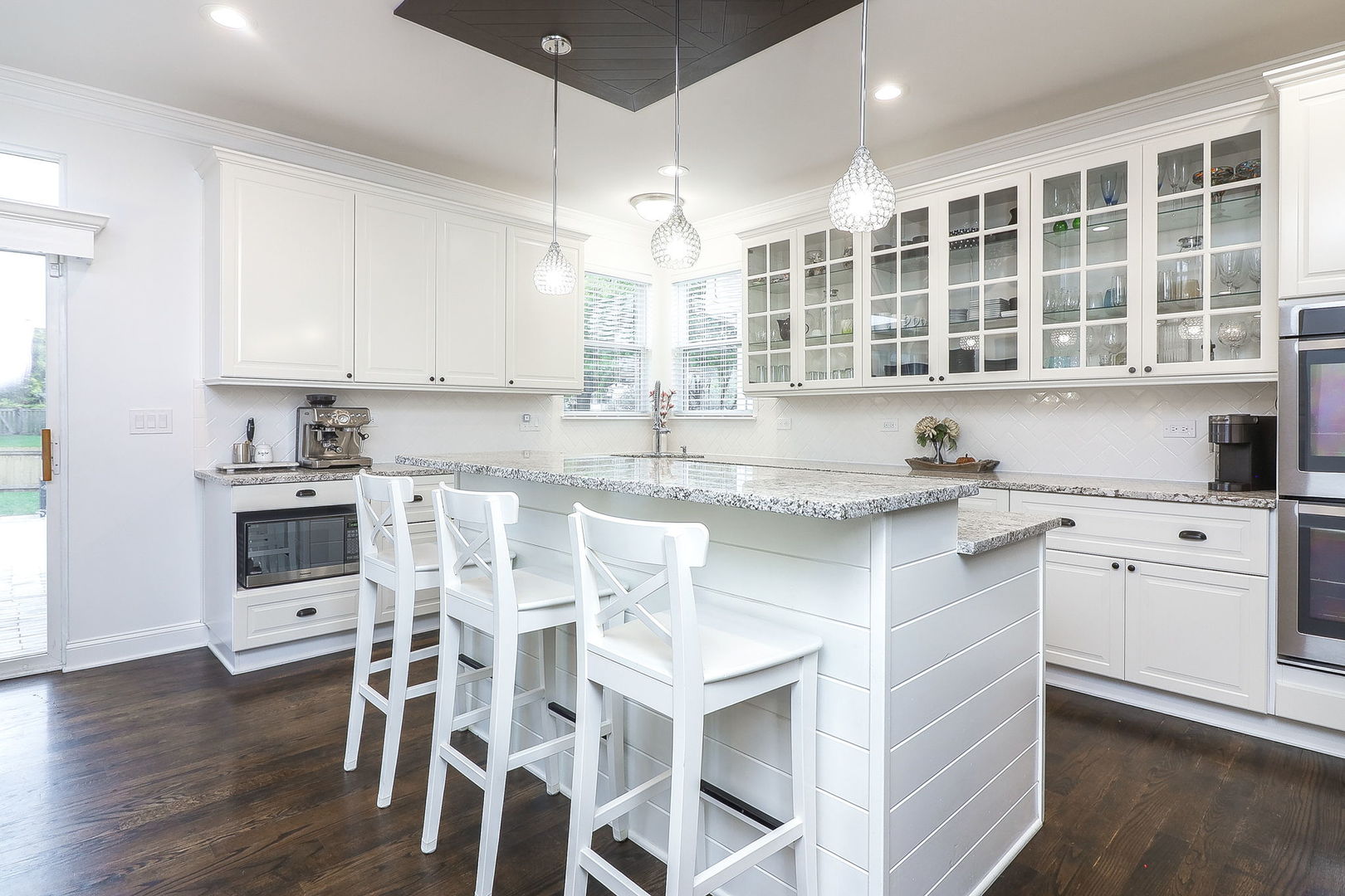 335 Forest Trail, South Elgin, IL 60177