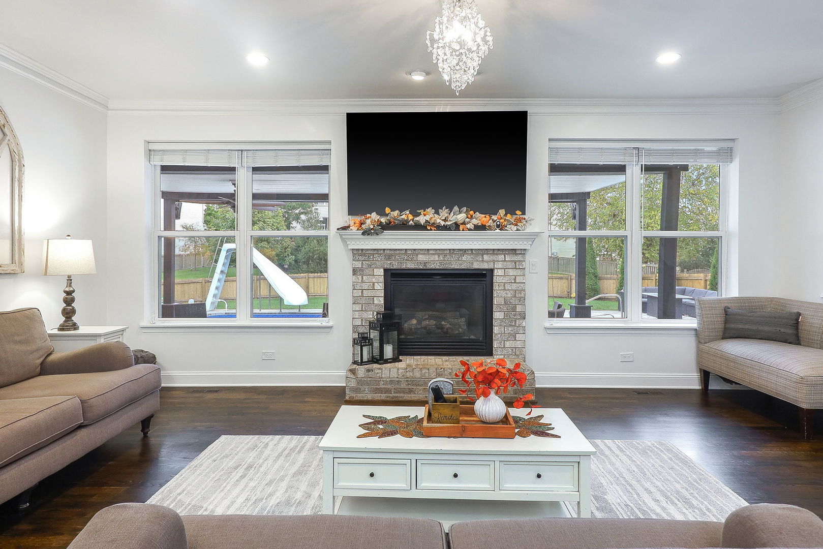 335 Forest Trail, South Elgin, IL 60177