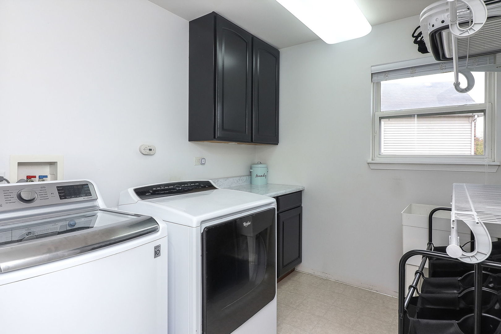 335 Forest Trail, South Elgin, IL 60177