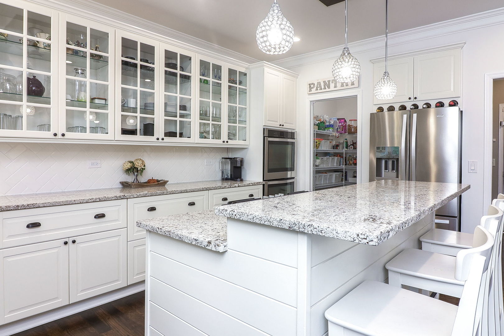 335 Forest Trail, South Elgin, IL 60177