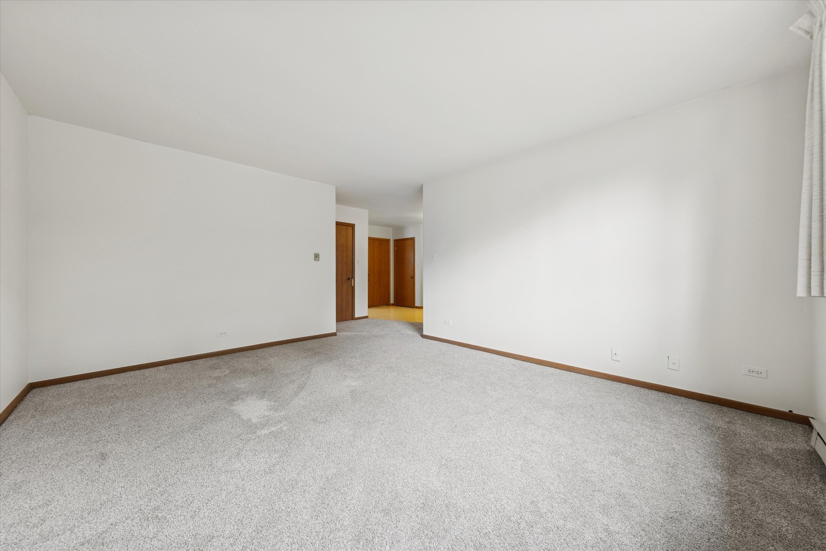 530 E Highland Avenue #A2, Villa Park, IL 60181