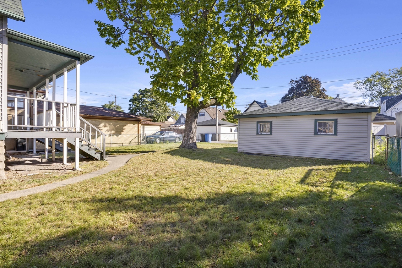 13331 S Commercial Avenue, Chicago, IL 60633