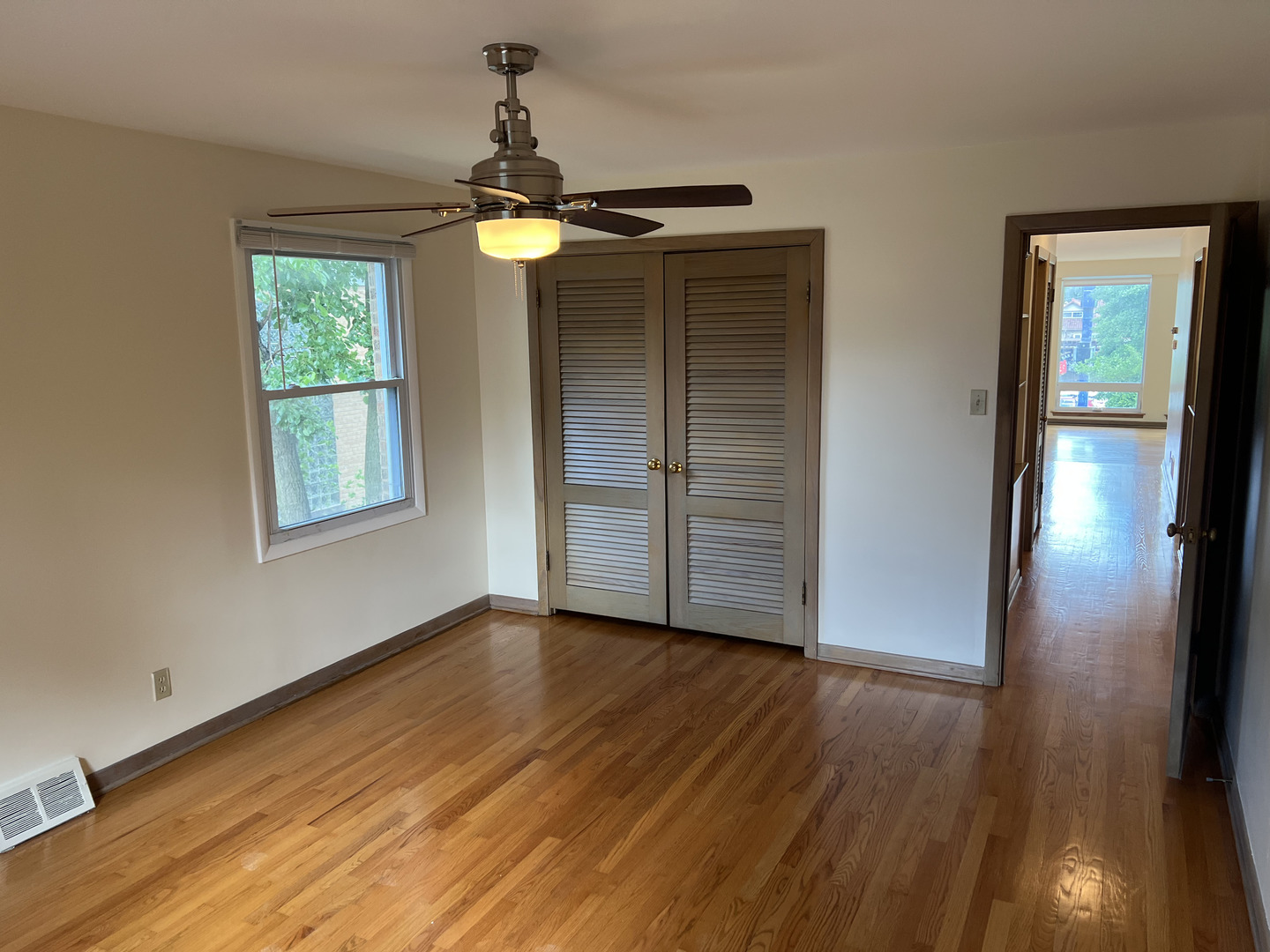 3014 Harlem Avenue #1, Riverside, IL 60546