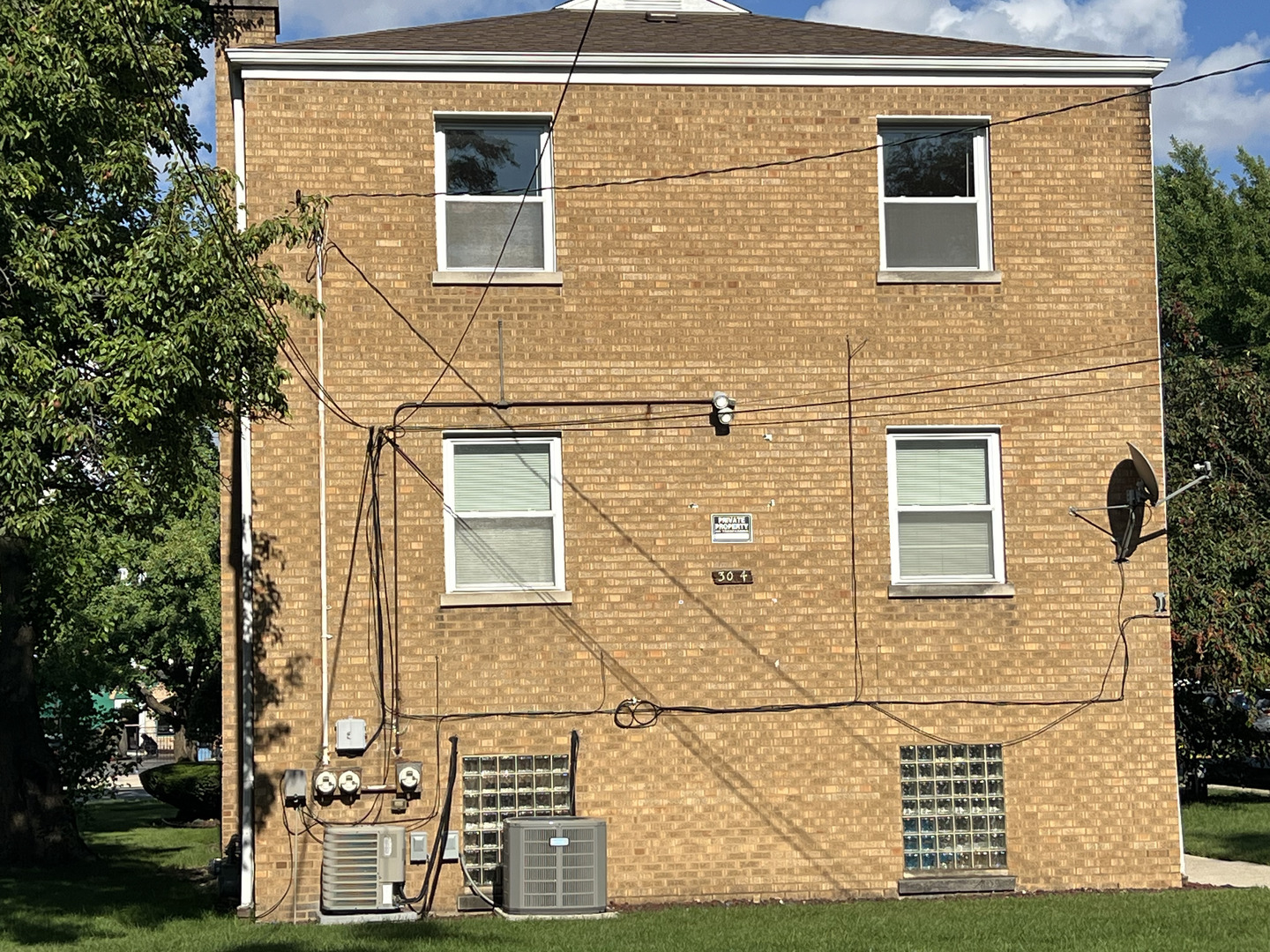 3014 Harlem Avenue #1, Riverside, IL 60546