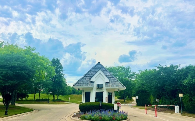 4764 Wellington Drive, Long Grove, IL 60047