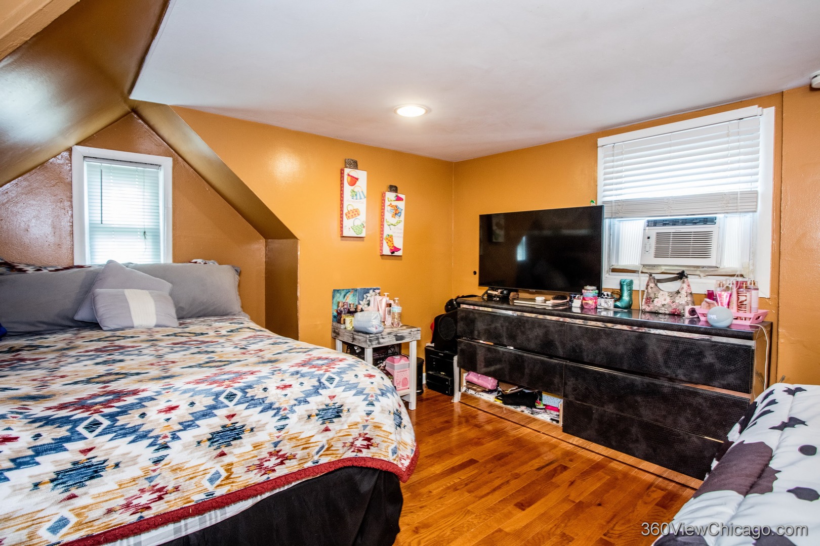 114 Clifton Drive, Round Lake Park, IL 60073