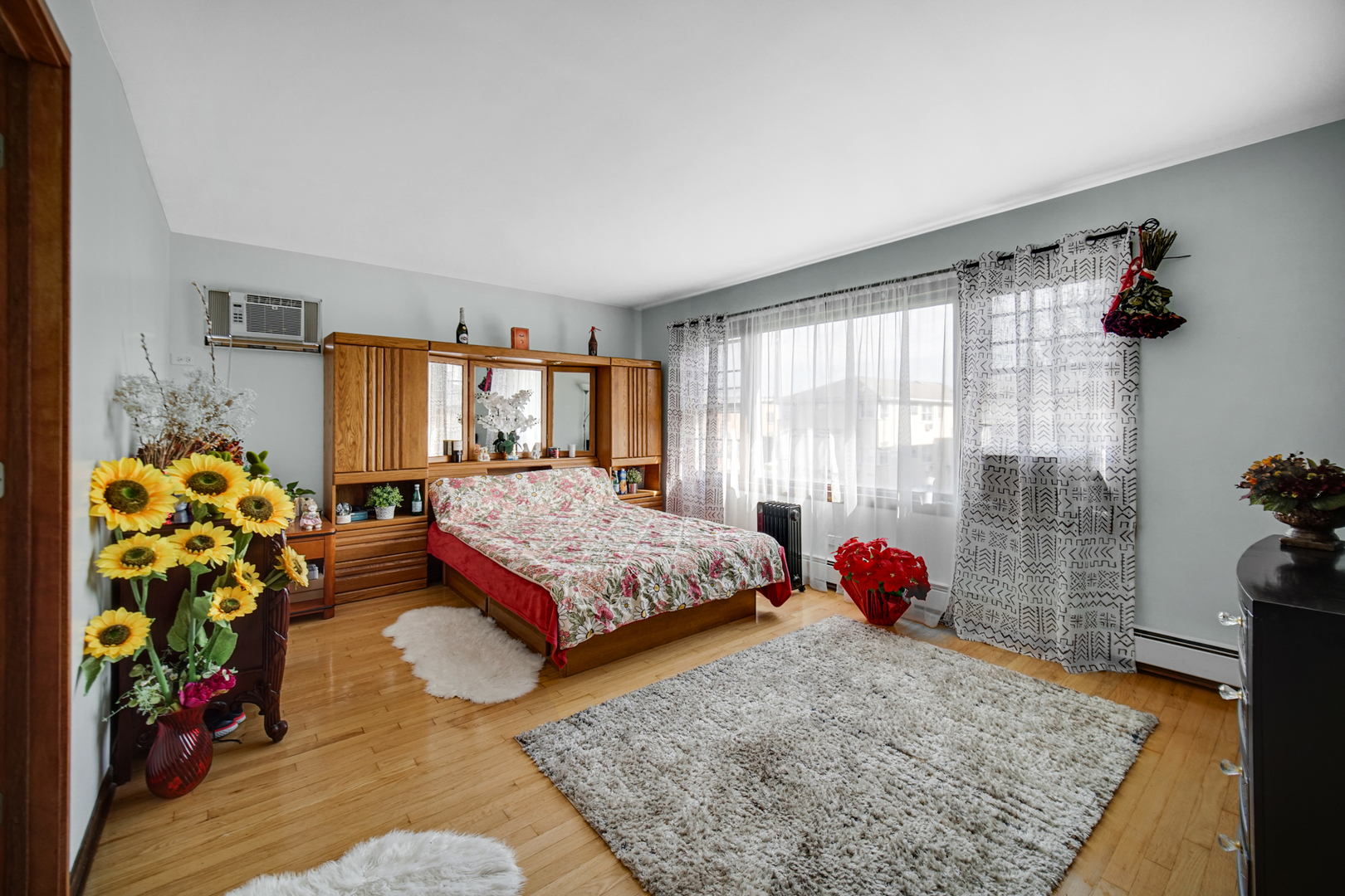 2510 N 72nd Court, Elmwood Park, IL 60707