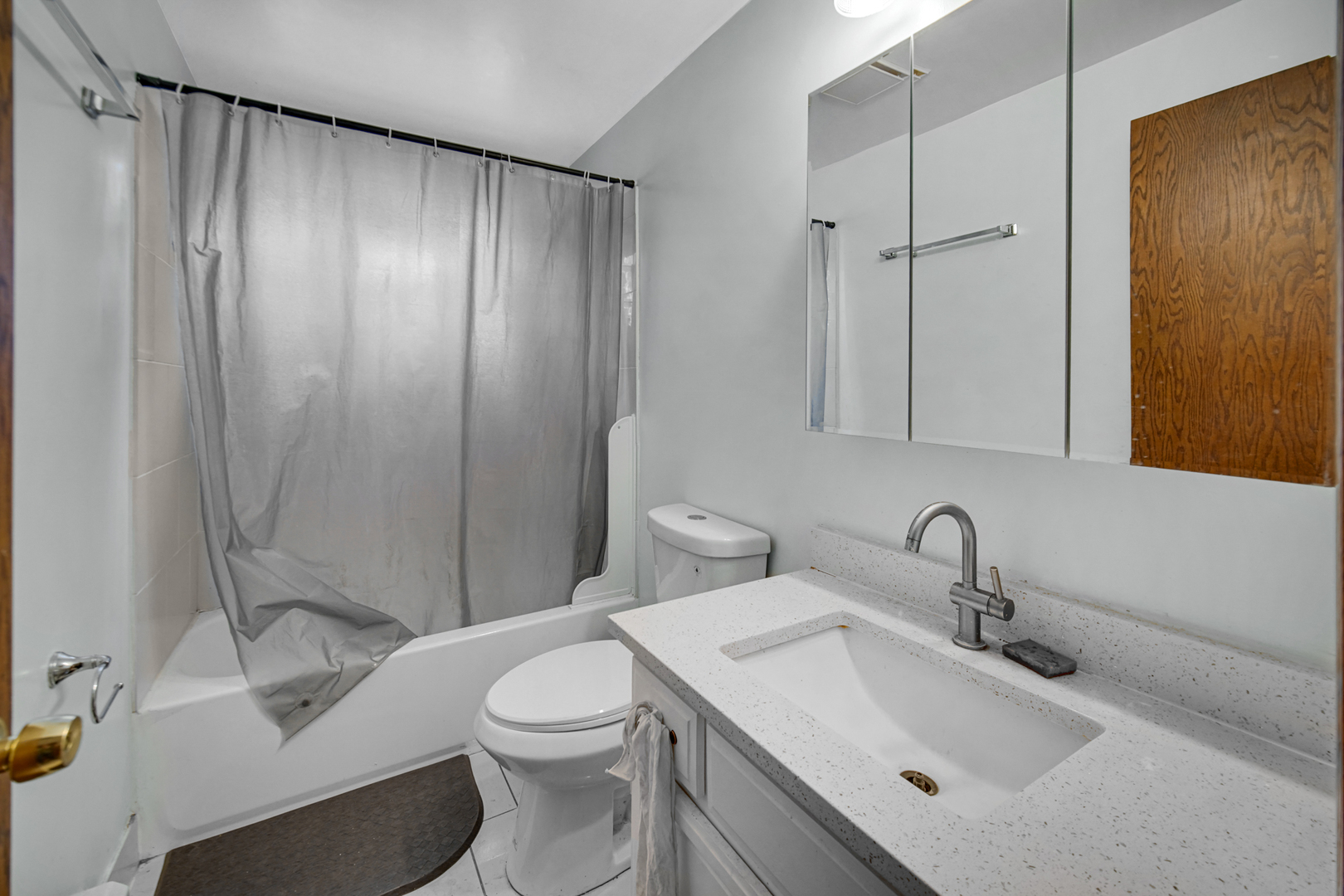 2510 N 72nd Court, Elmwood Park, IL 60707