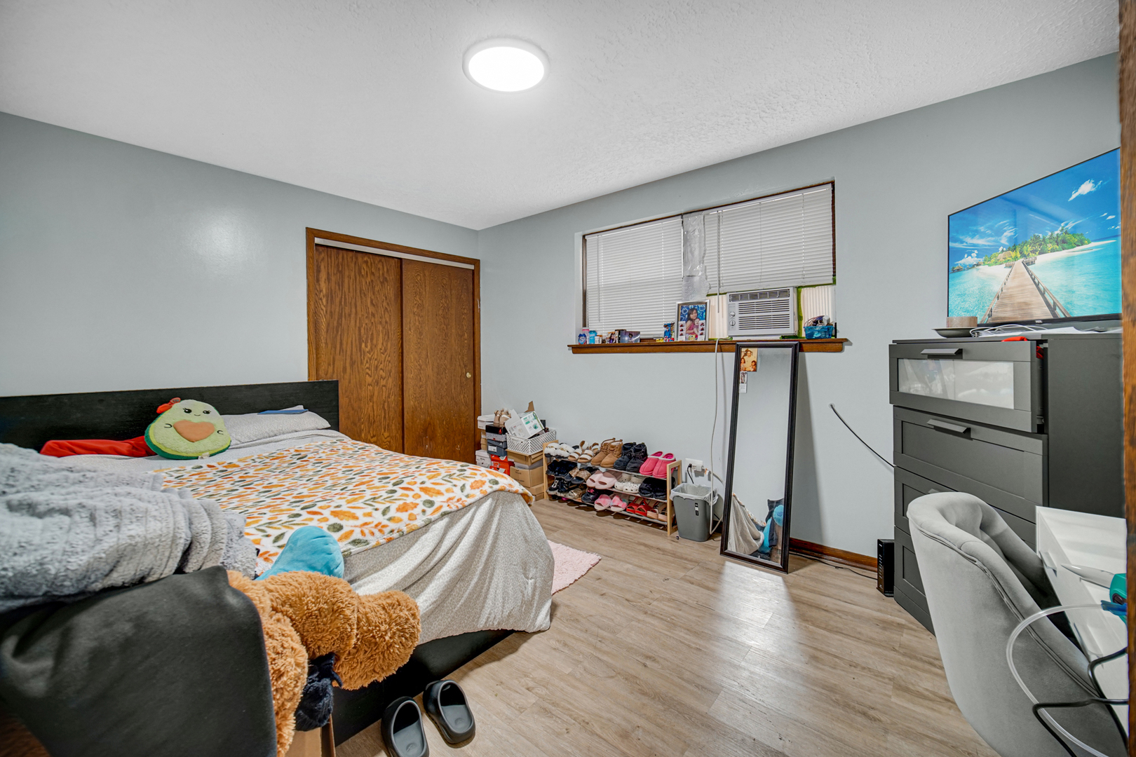 2510 N 72nd Court, Elmwood Park, IL 60707