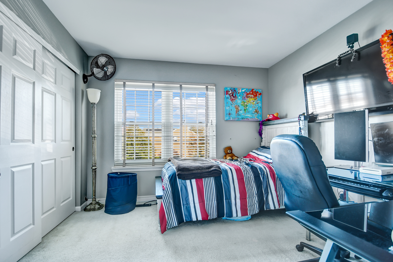 25758 S Basswood Road, Channahon, IL 60410