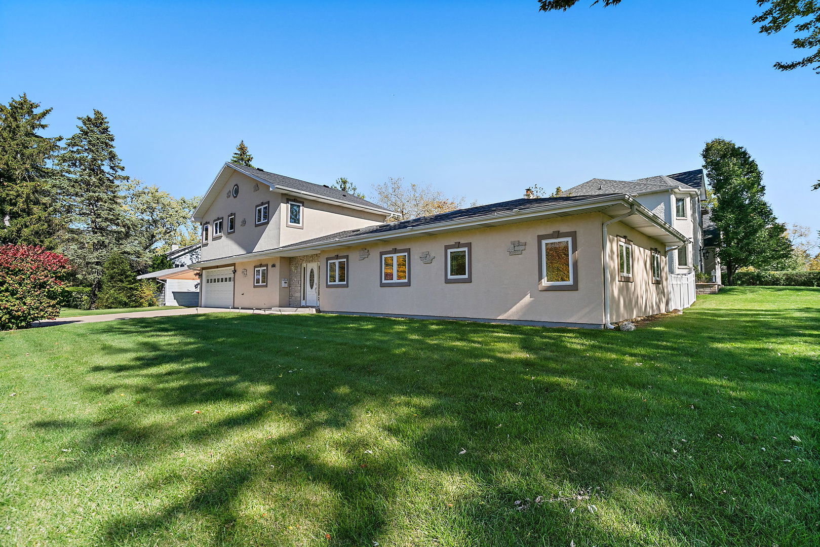 227 S walnut Lane, Schaumburg, IL 60193