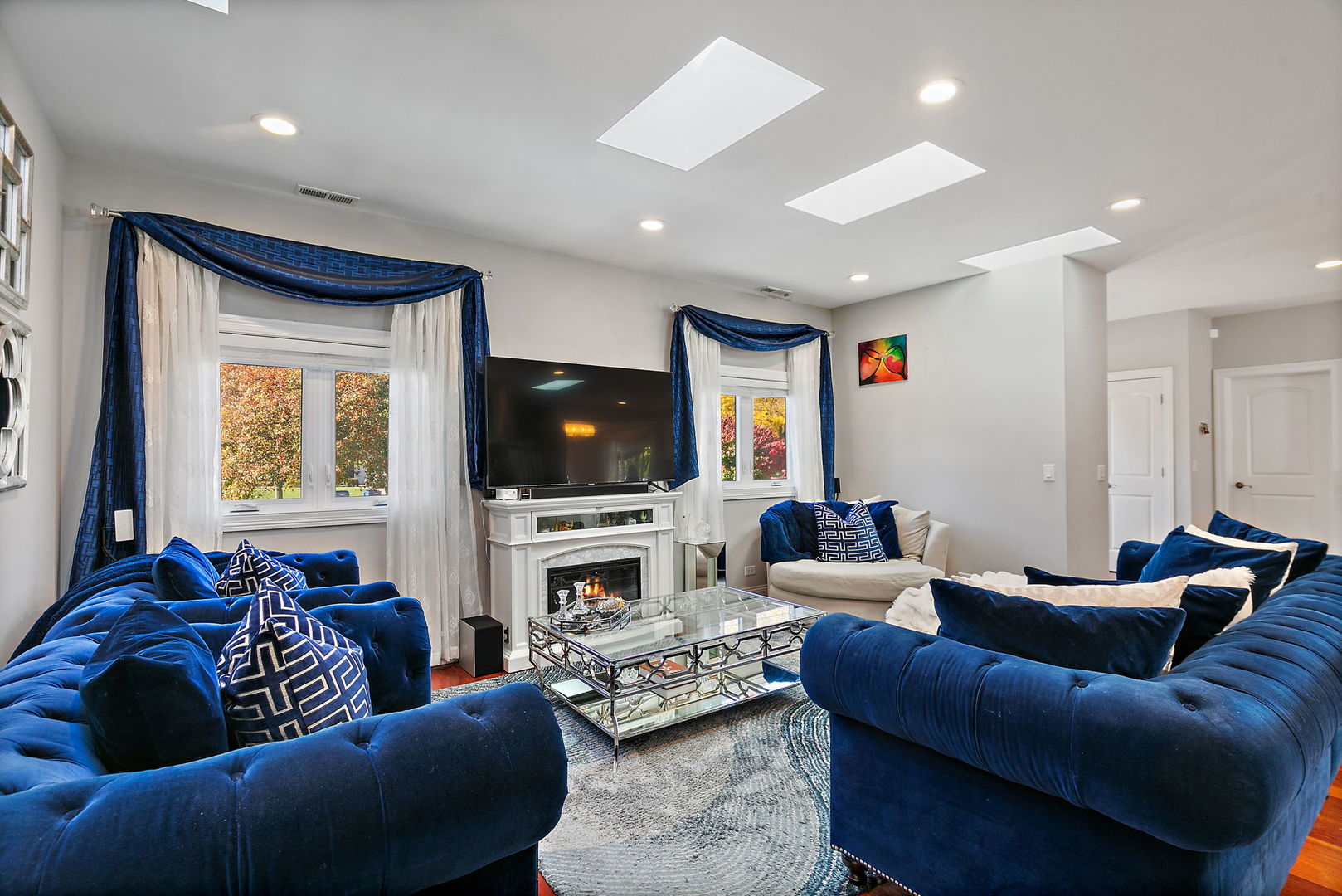 227 S walnut Lane, Schaumburg, IL 60193