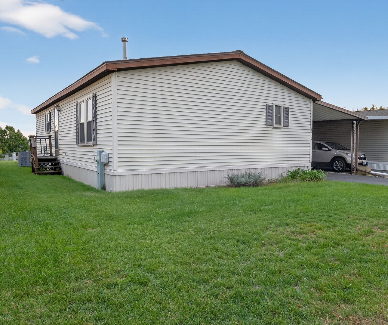 602 Hillcrest Lane, Crystal Lake, IL 60014