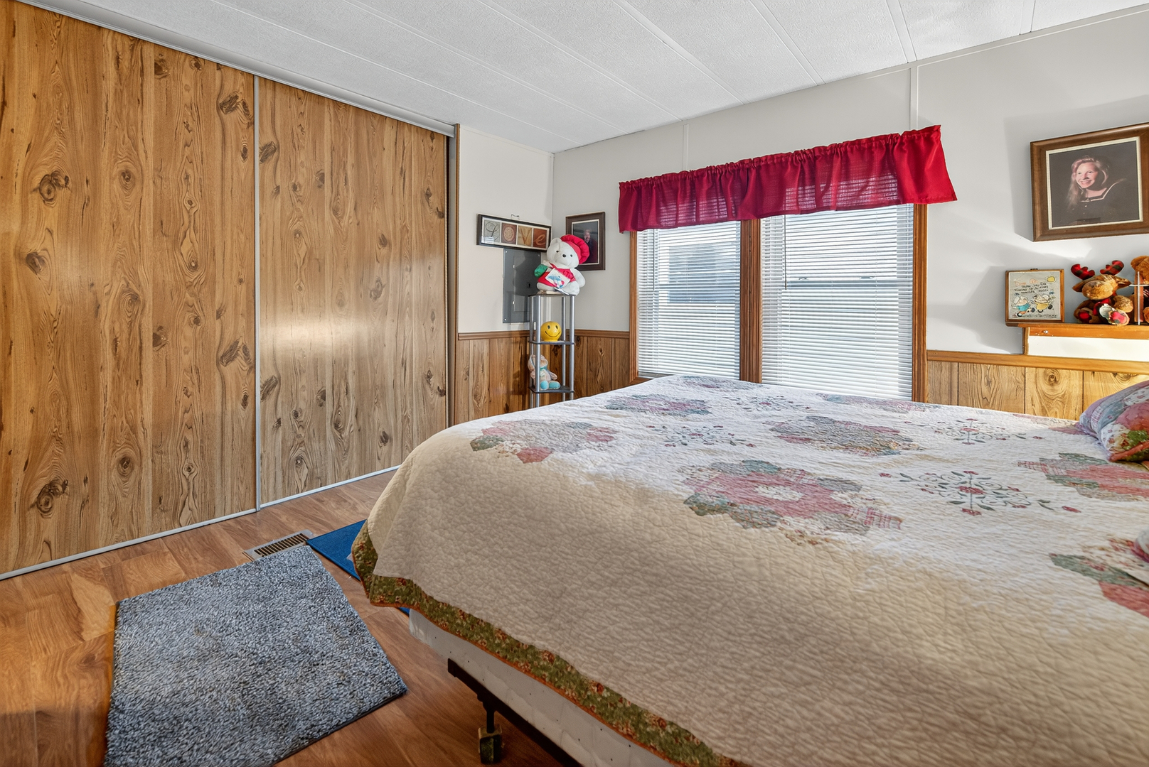 602 Hillcrest Lane, Crystal Lake, IL 60014