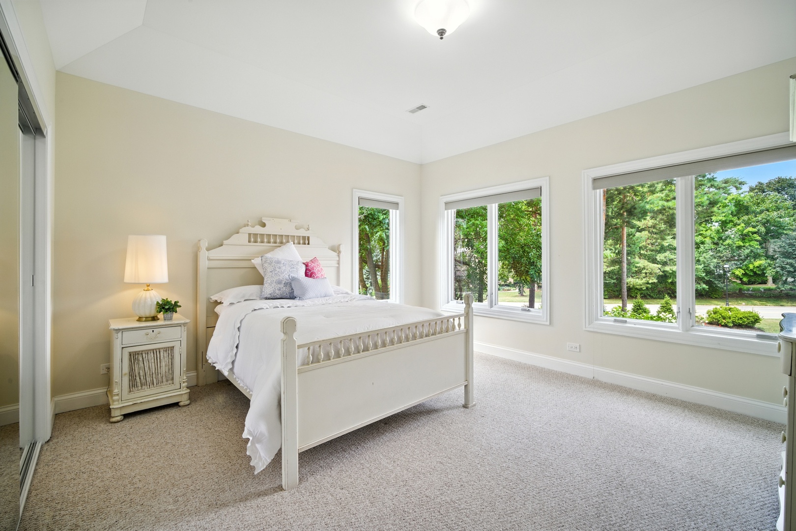 21776 W Jupiter Court, Ivanhoe, IL 60060