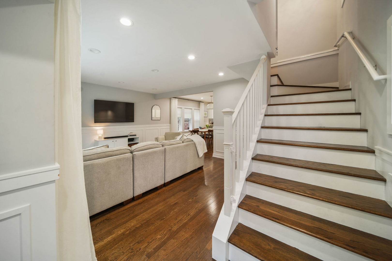 2406 Oak Park Avenue, Berwyn, IL 60402