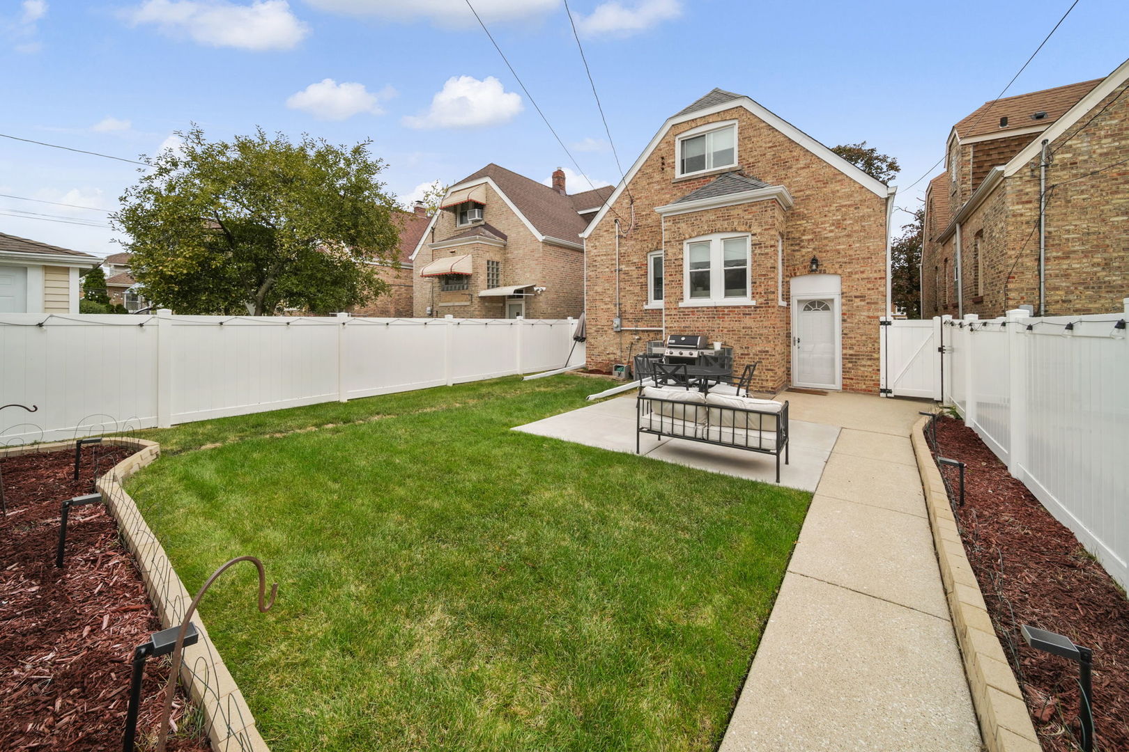 2406 Oak Park Avenue, Berwyn, IL 60402