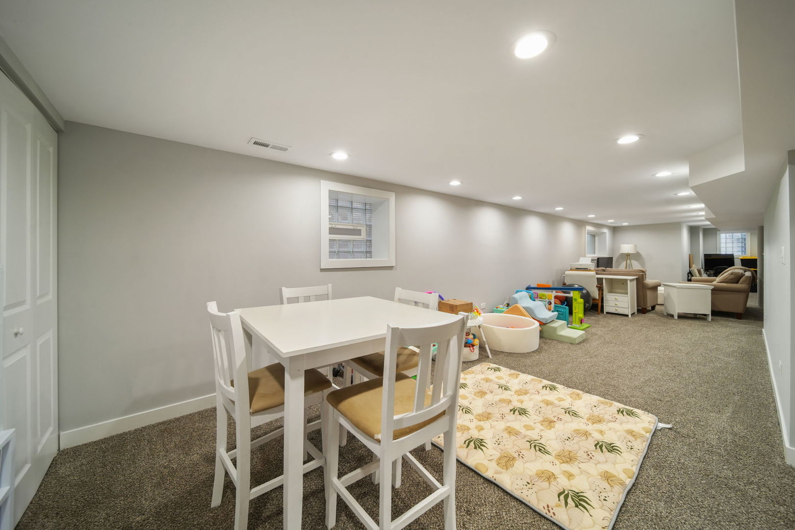 2406 Oak Park Avenue, Berwyn, IL 60402