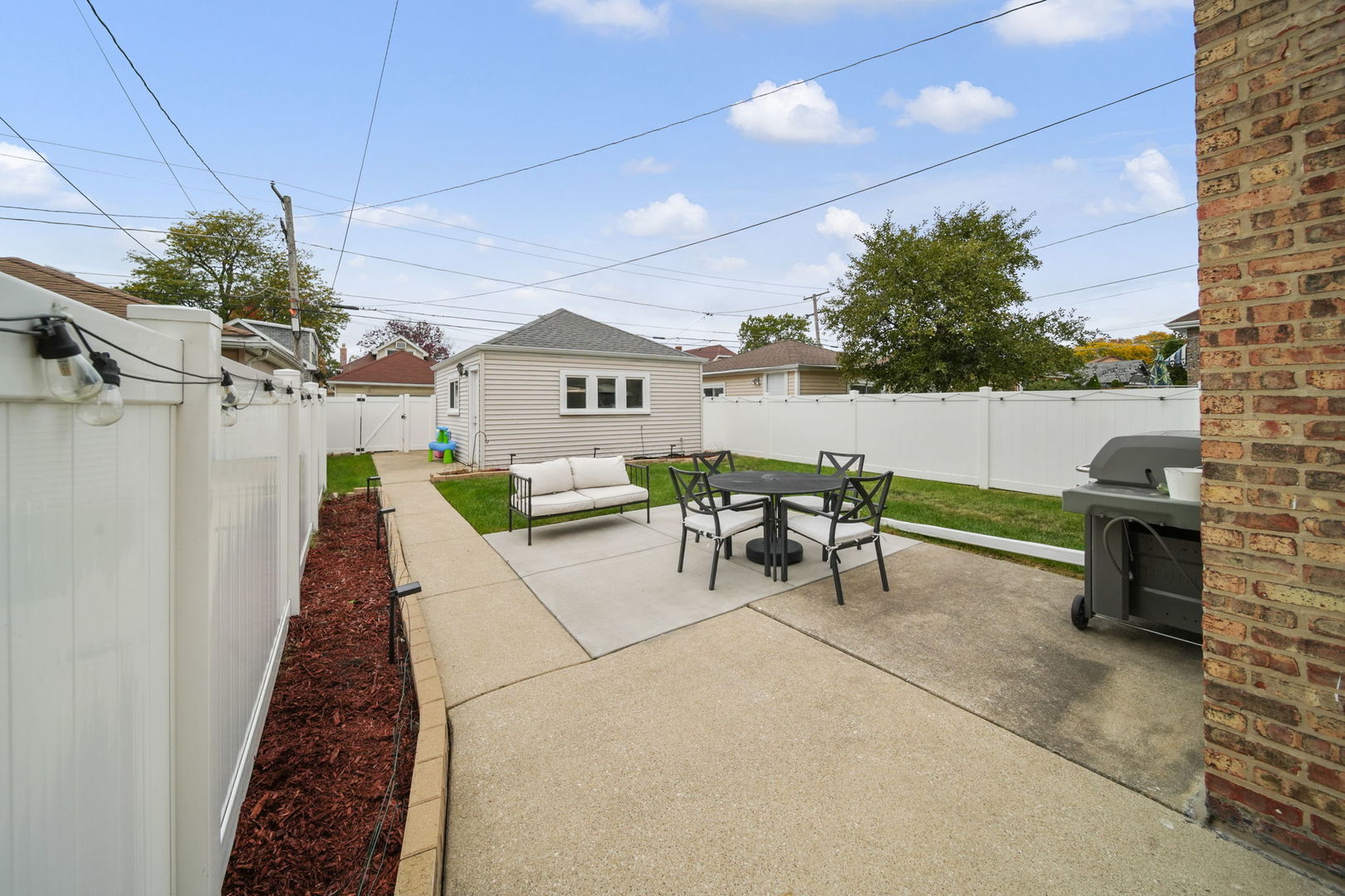 2406 Oak Park Avenue, Berwyn, IL 60402