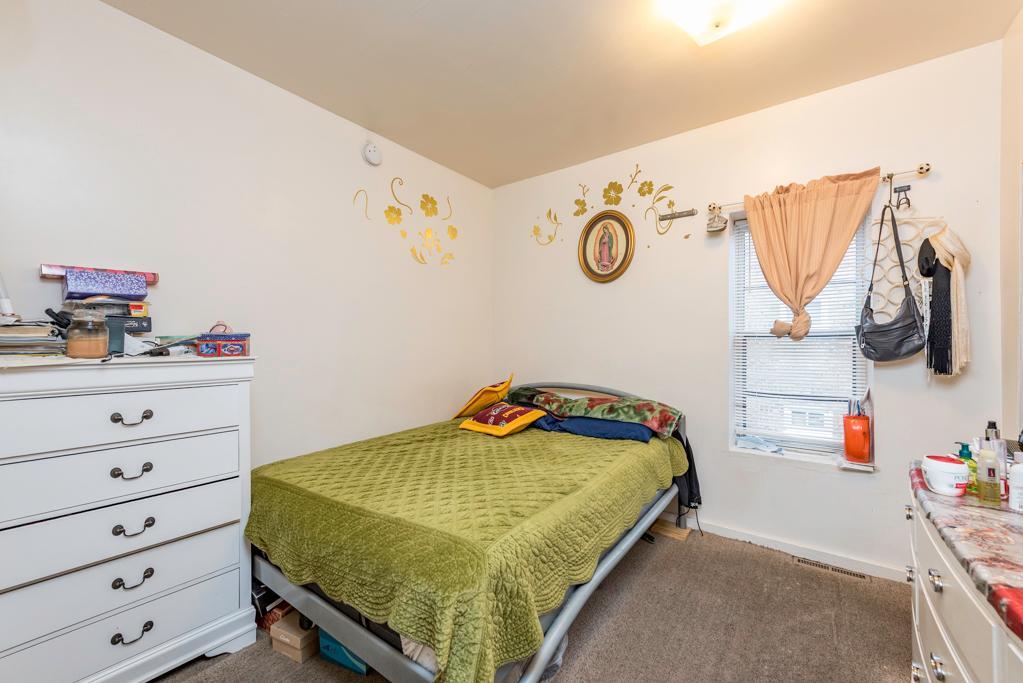 1244 Victoria Avenue, North Chicago, IL 60064