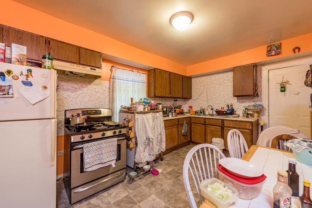 1244 Victoria Avenue, North Chicago, IL 60064