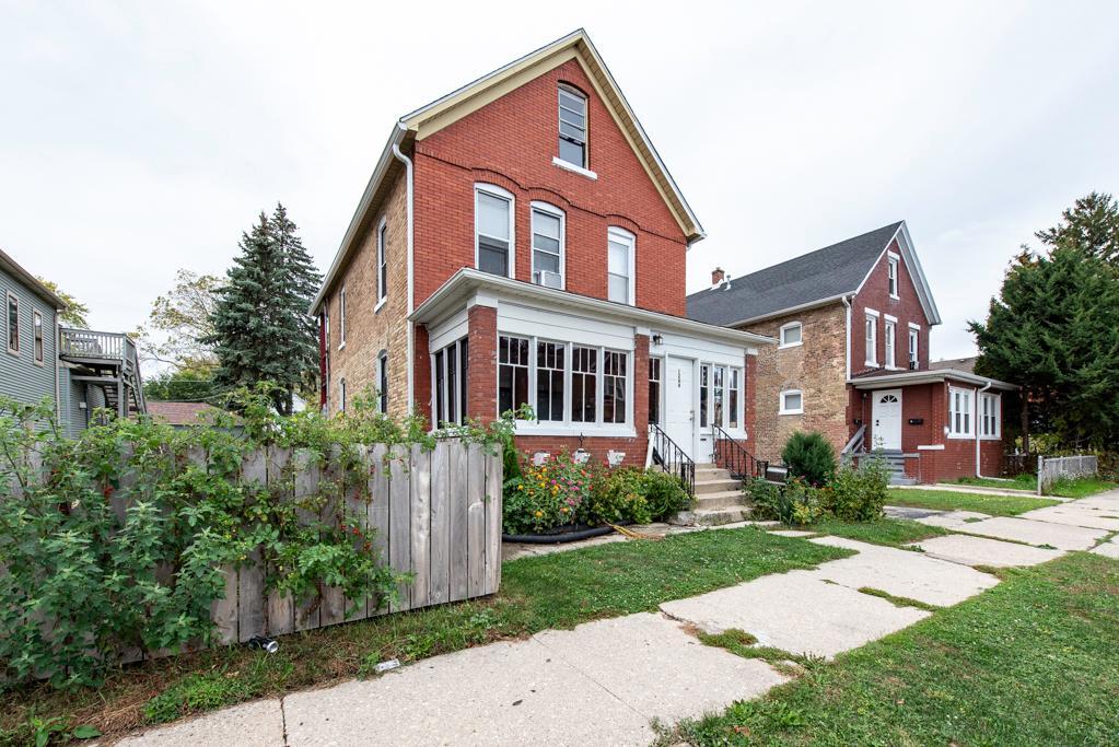 1244 Victoria Avenue, North Chicago, IL 60064