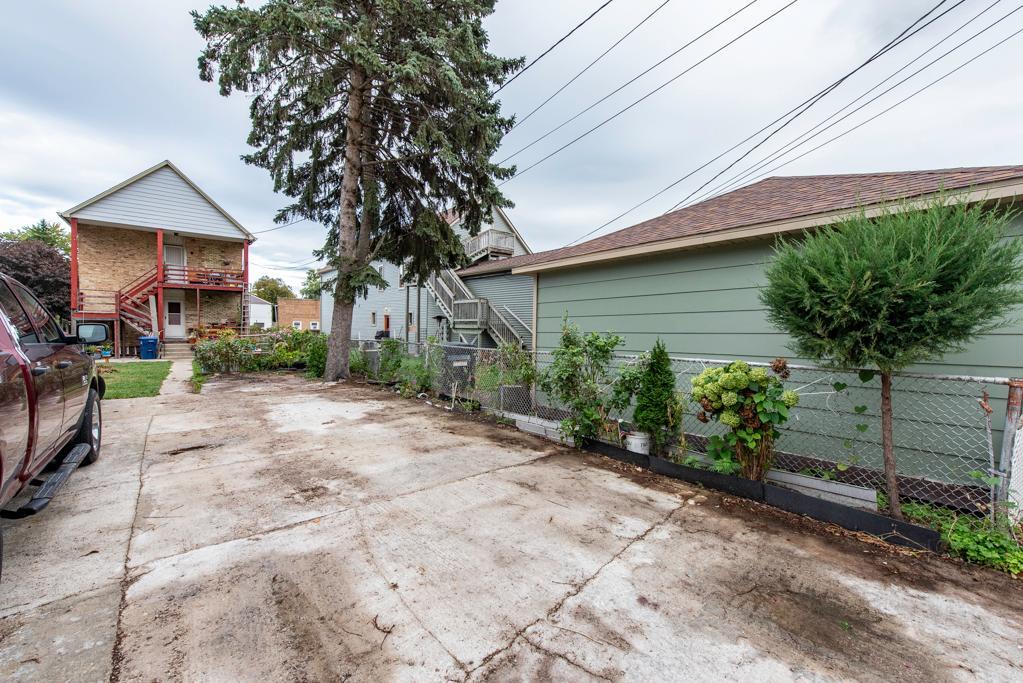 1244 Victoria Avenue, North Chicago, IL 60064