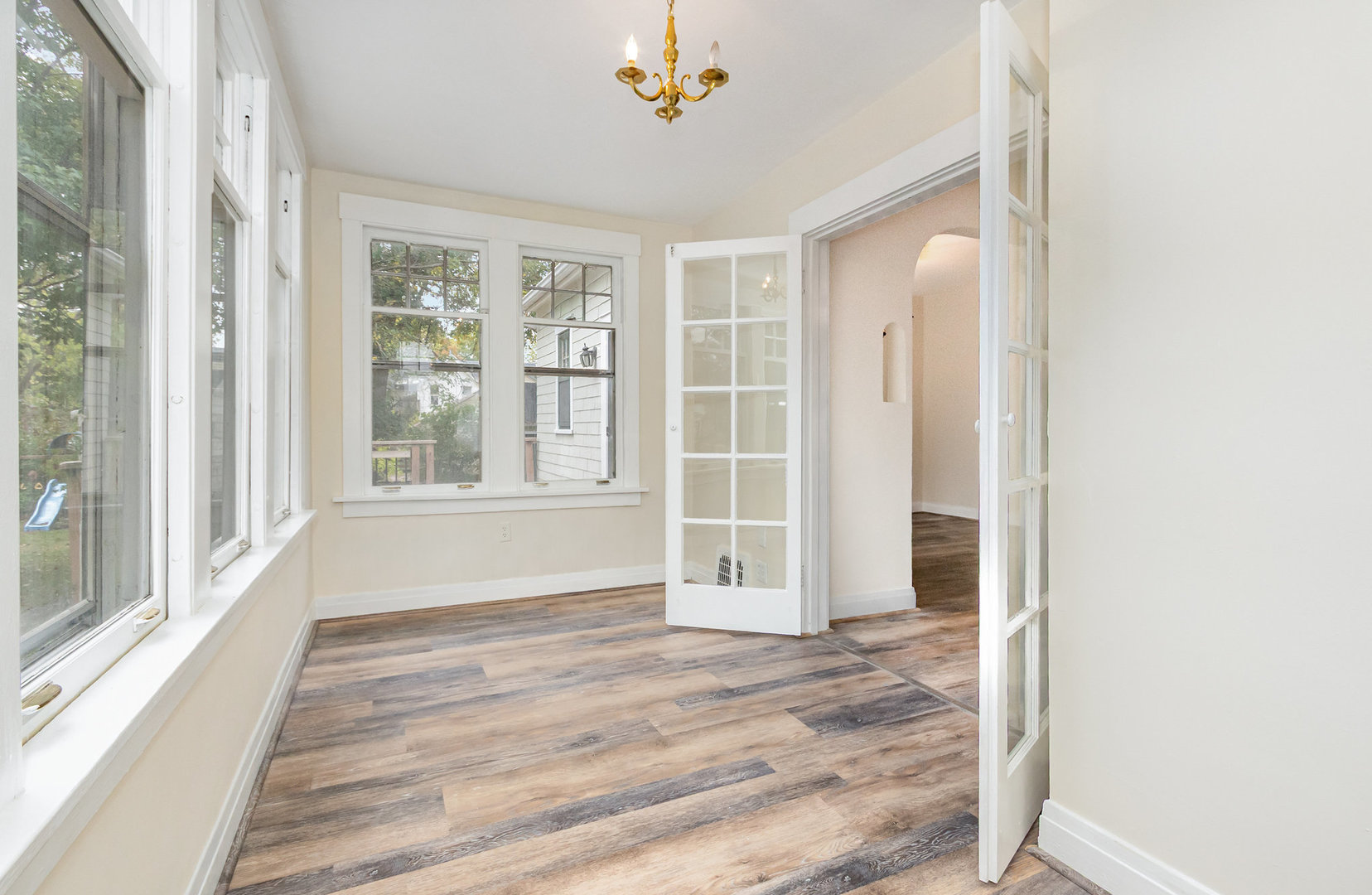 121 N Center Street, Plano, IL 60545