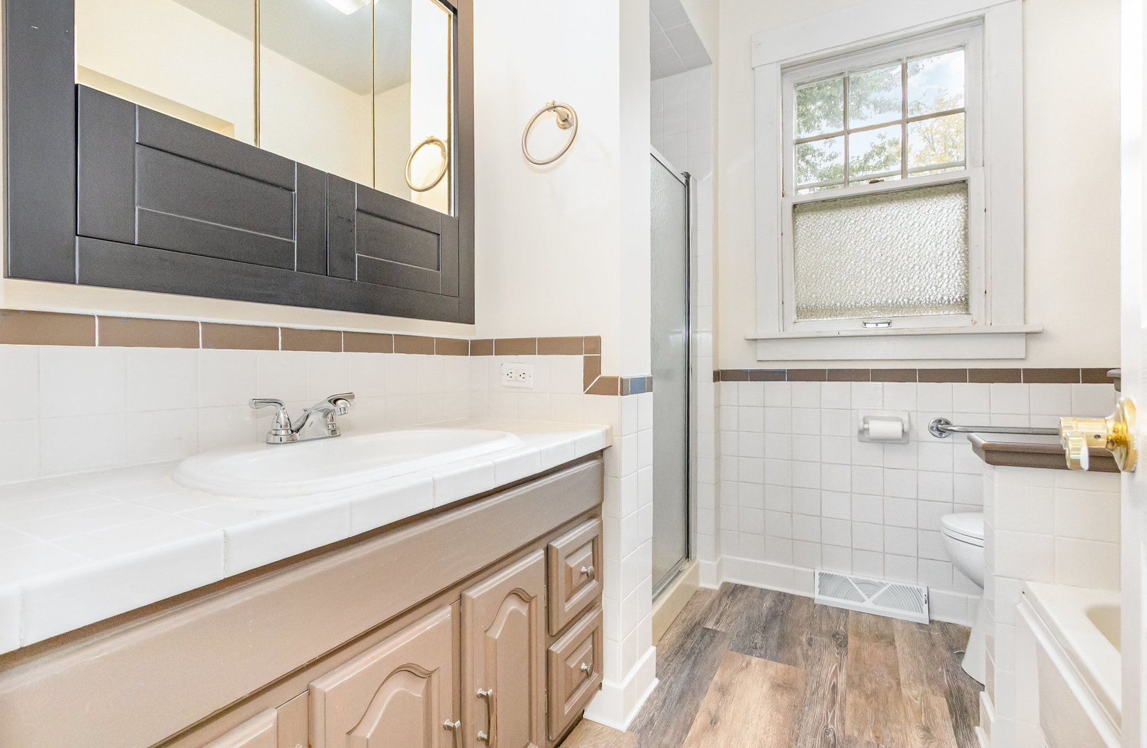 121 N Center Street, Plano, IL 60545