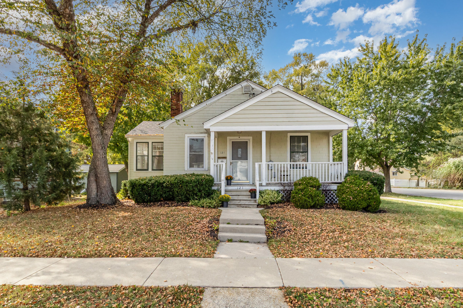 121 N Center Street, Plano, IL 60545