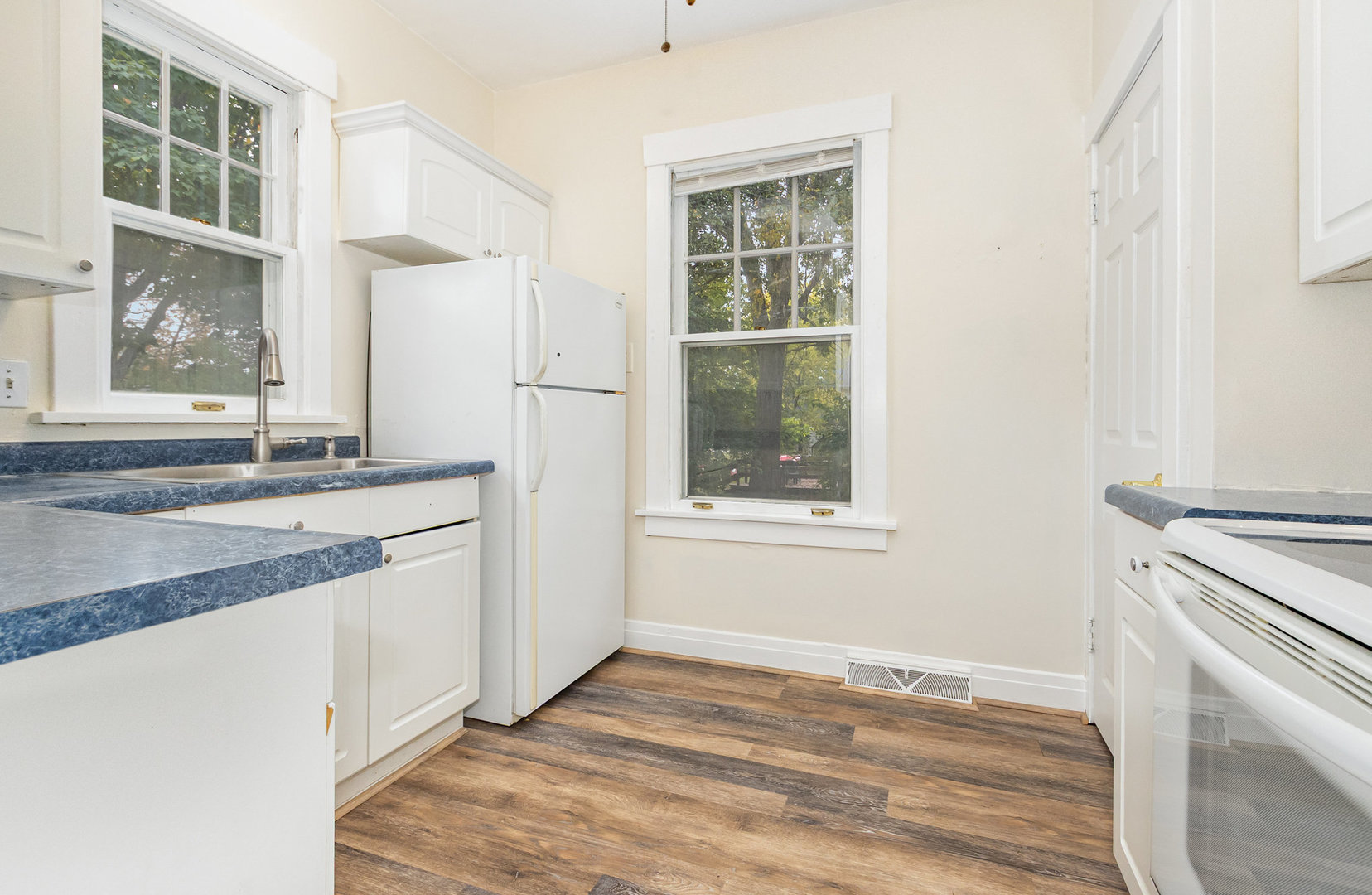 121 N Center Street, Plano, IL 60545