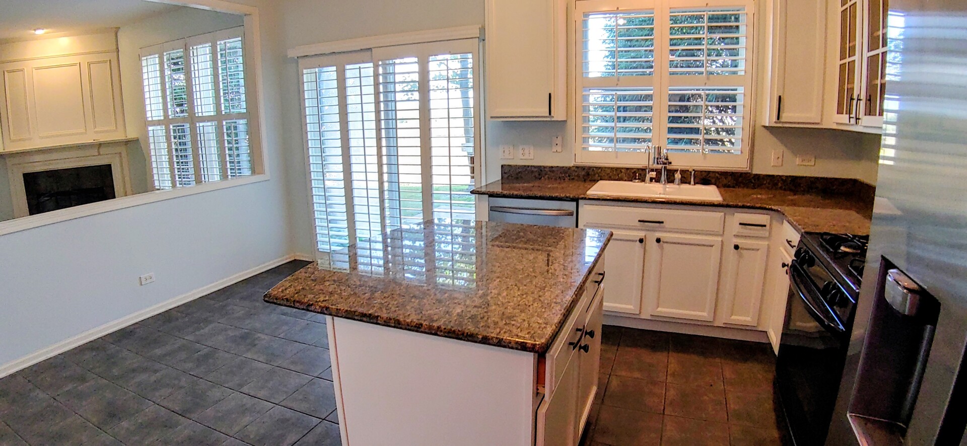 564 Woods Creek Lane, Algonquin, IL 60102