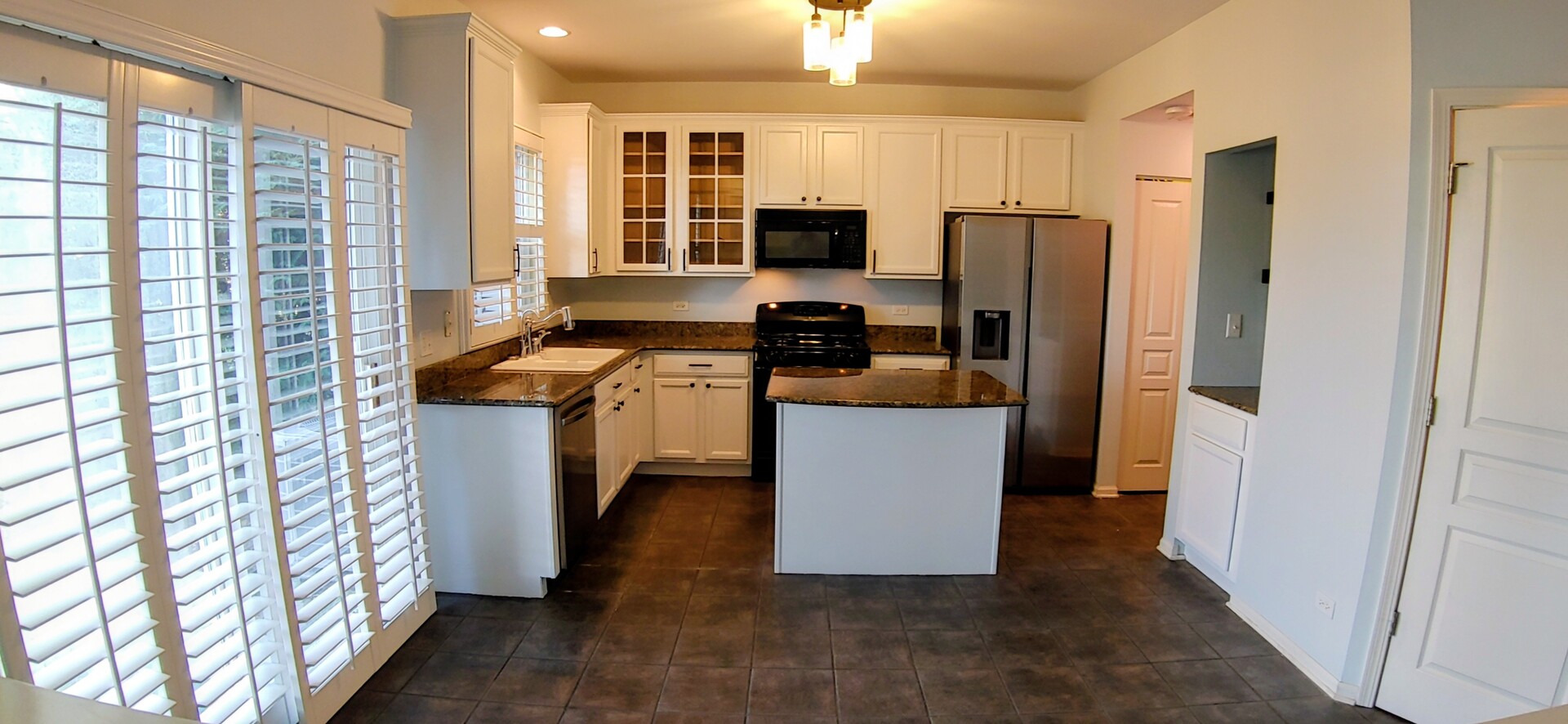 564 Woods Creek Lane, Algonquin, IL 60102