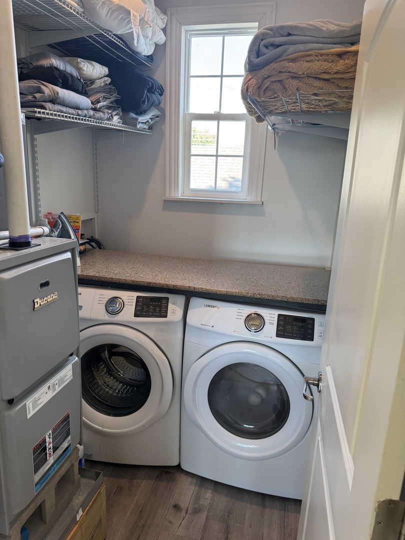 2042 Grove Street, Blue Island, IL 60406