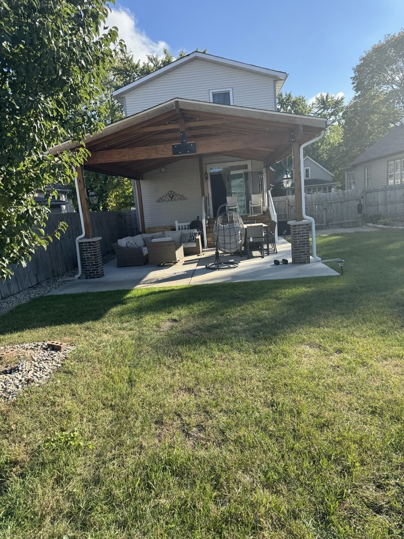 2042 Grove Street, Blue Island, IL 60406