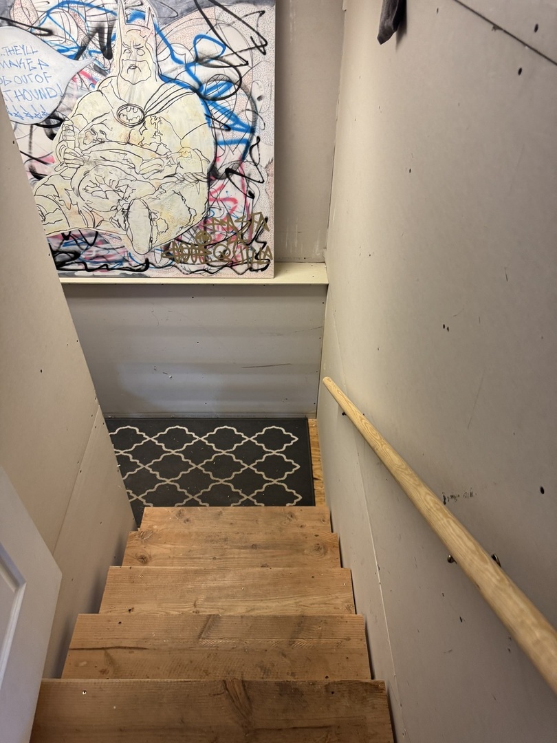 2042 Grove Street, Blue Island, IL 60406