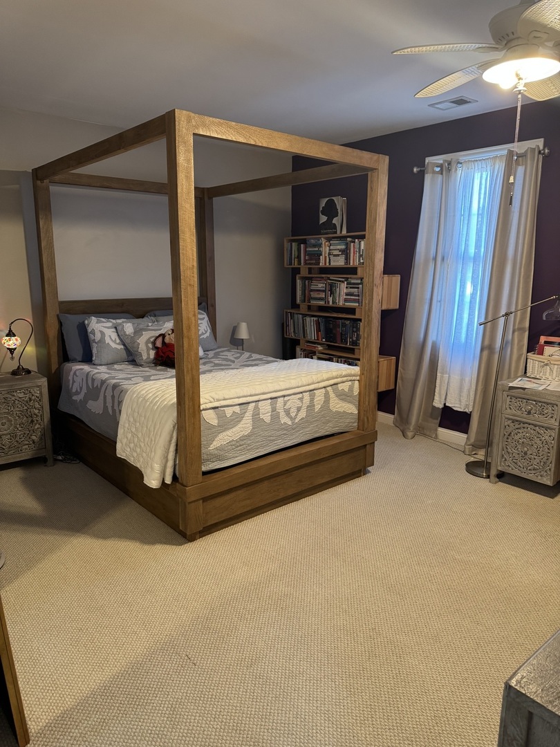 2042 Grove Street, Blue Island, IL 60406