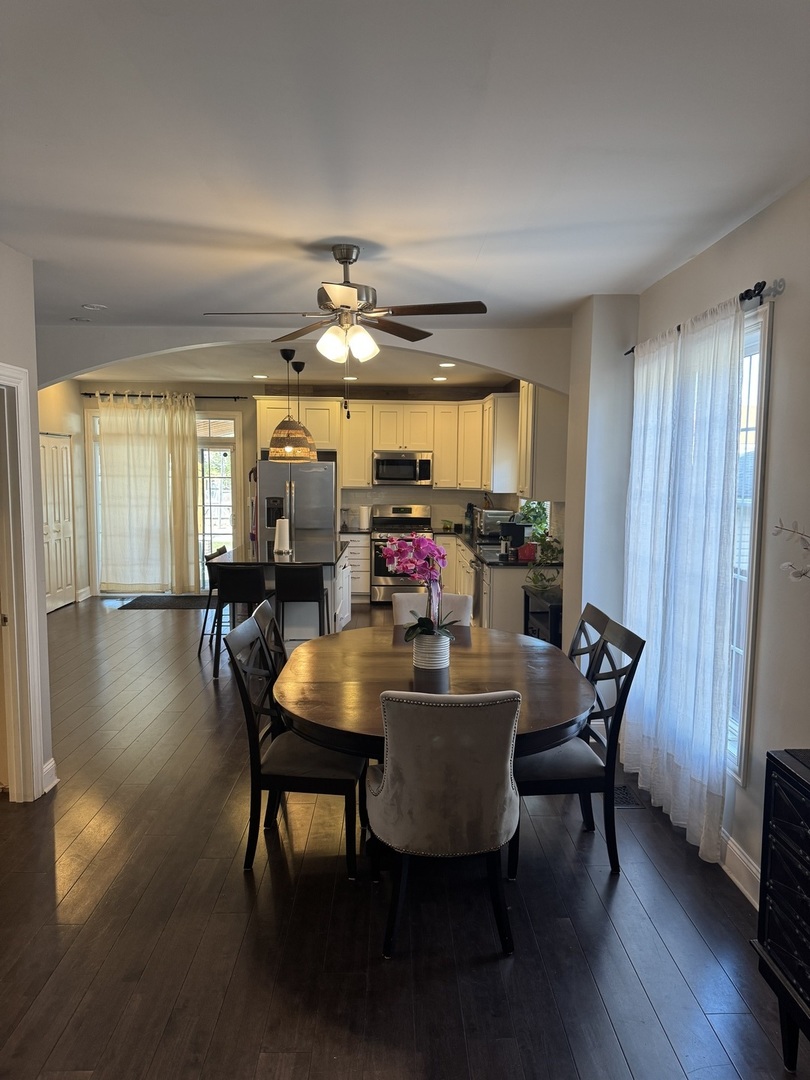 2042 Grove Street, Blue Island, IL 60406