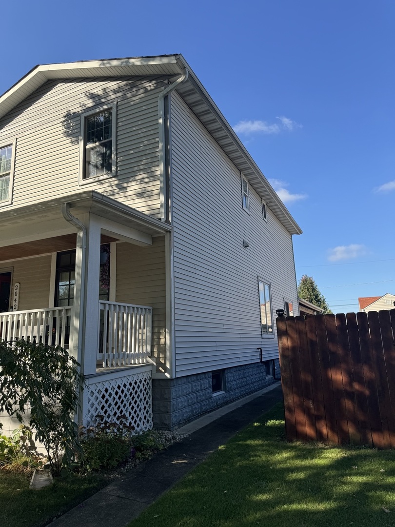 2042 Grove Street, Blue Island, IL 60406