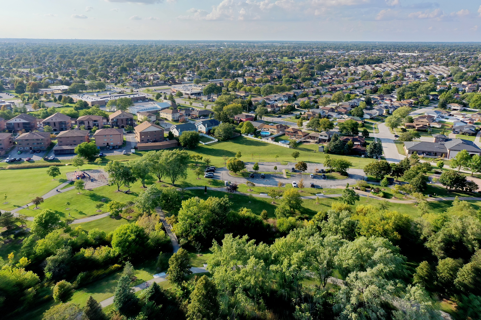 16705 Paxton Avenue, Tinley Park, IL 60477