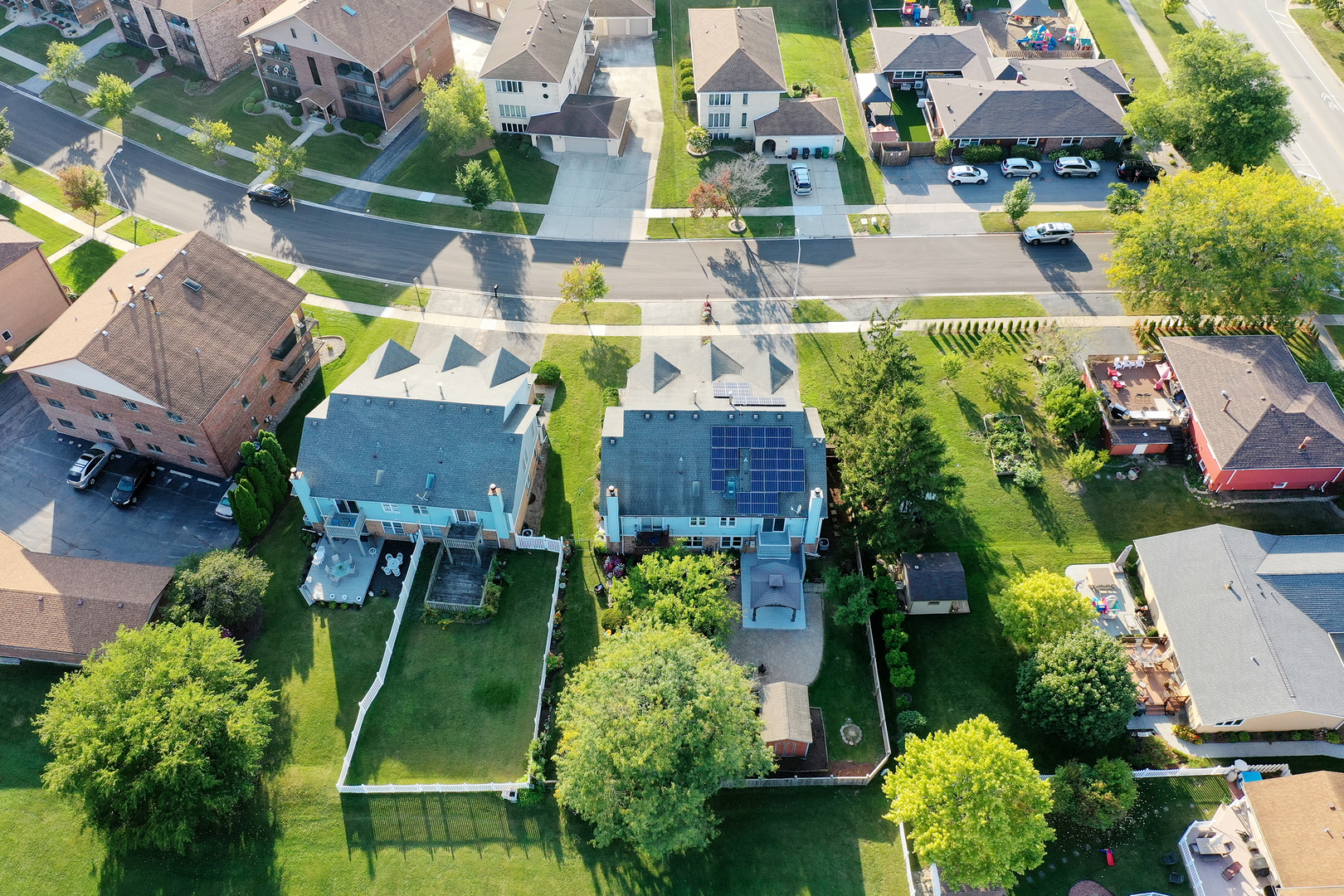 16705 Paxton Avenue, Tinley Park, IL 60477