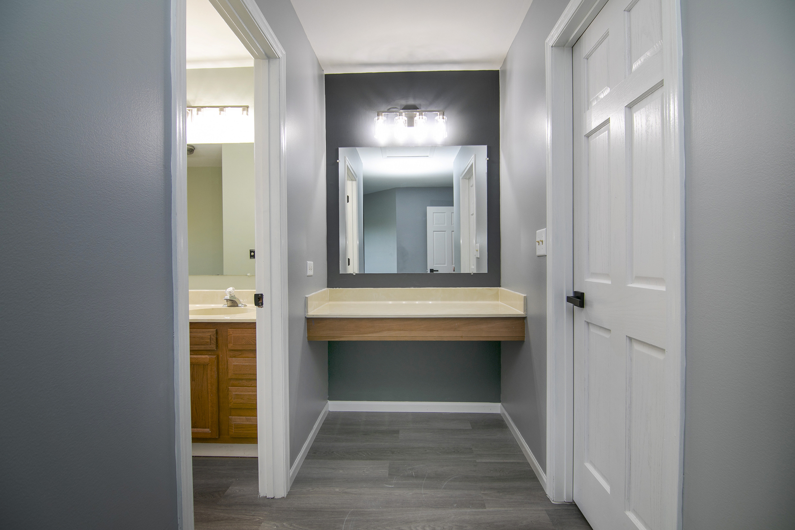 16705 Paxton Avenue, Tinley Park, IL 60477