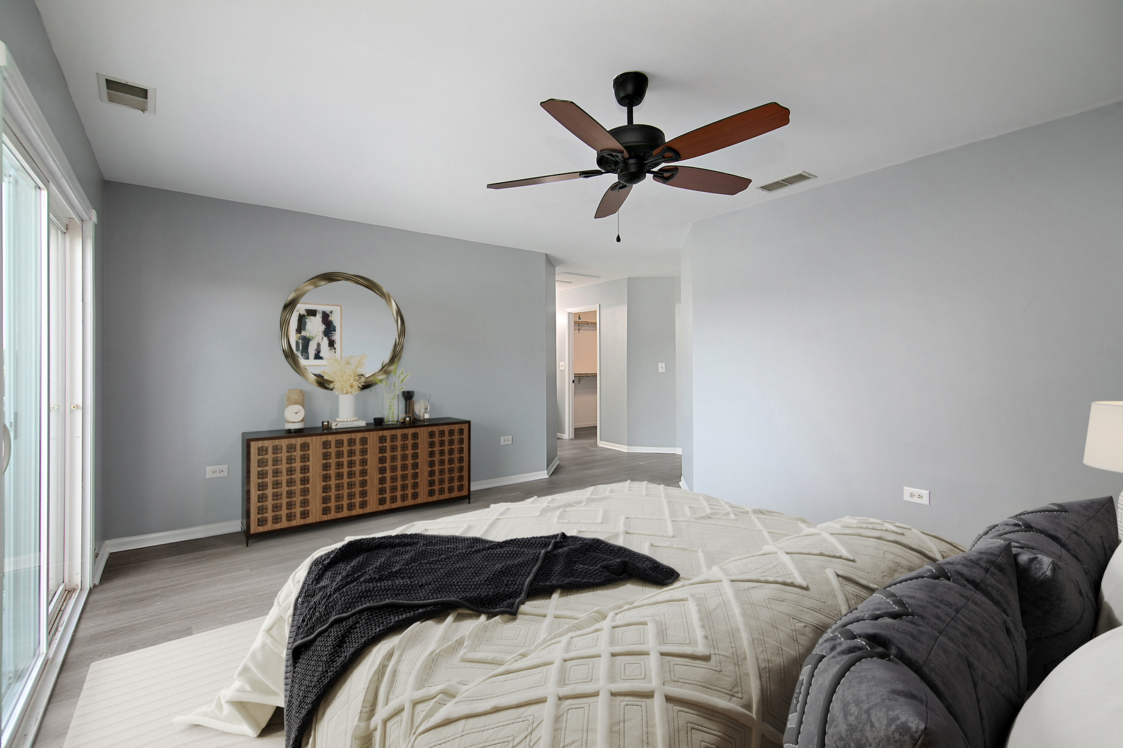 16705 Paxton Avenue, Tinley Park, IL 60477