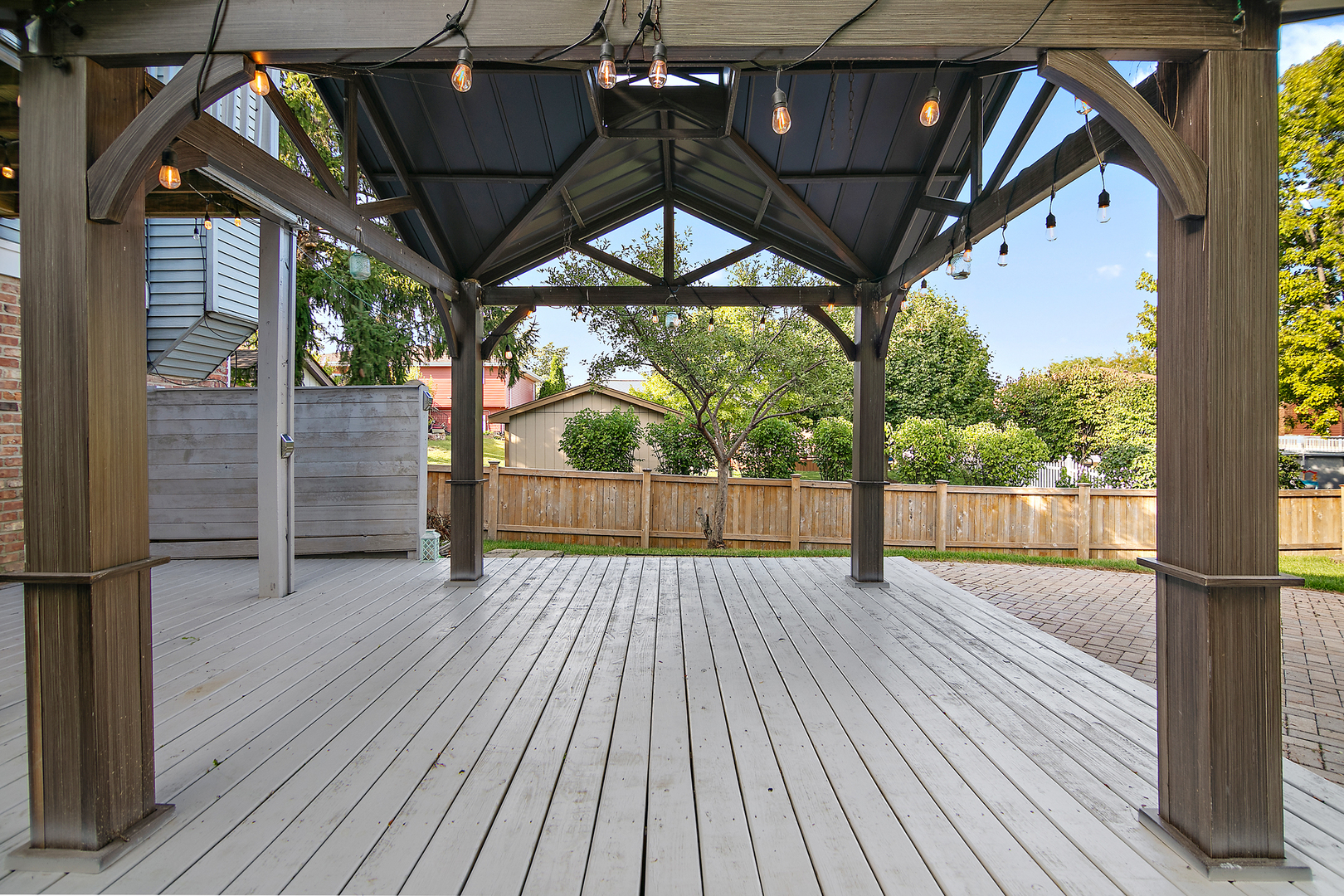 16705 Paxton Avenue, Tinley Park, IL 60477